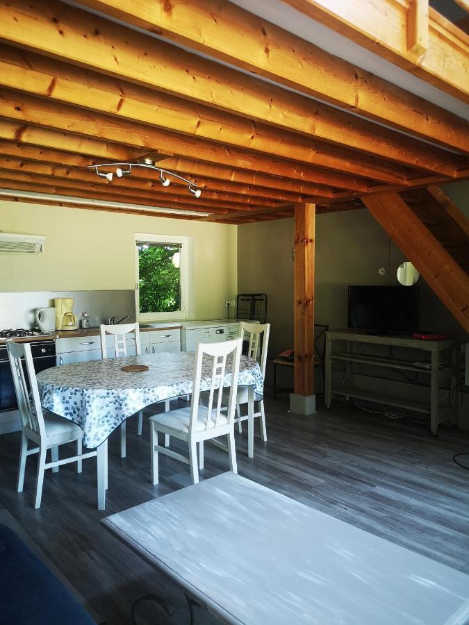 Gite Les Hunieres Fourneville Dış mekan fotoğraf